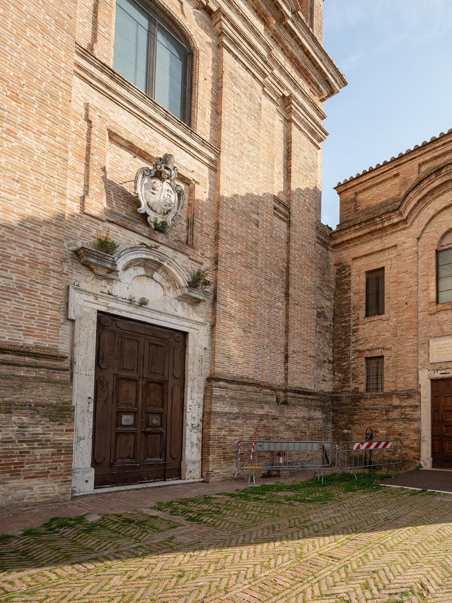 The Church of San Severo and the brick Chapel, on the paved square in Perugia